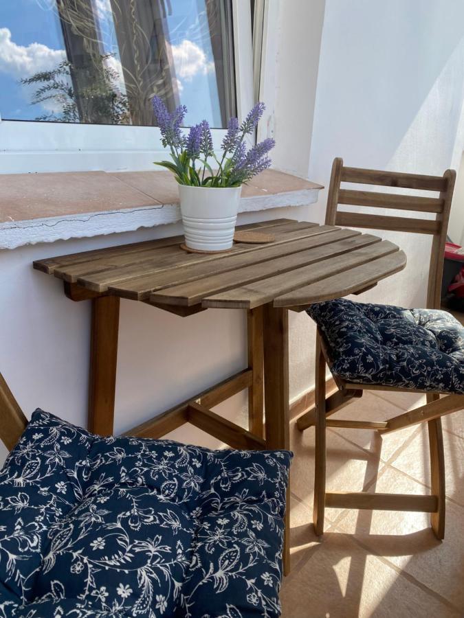 Evan Cozy Flat With Balcony & Parking, 13 September Букурещ Екстериор снимка