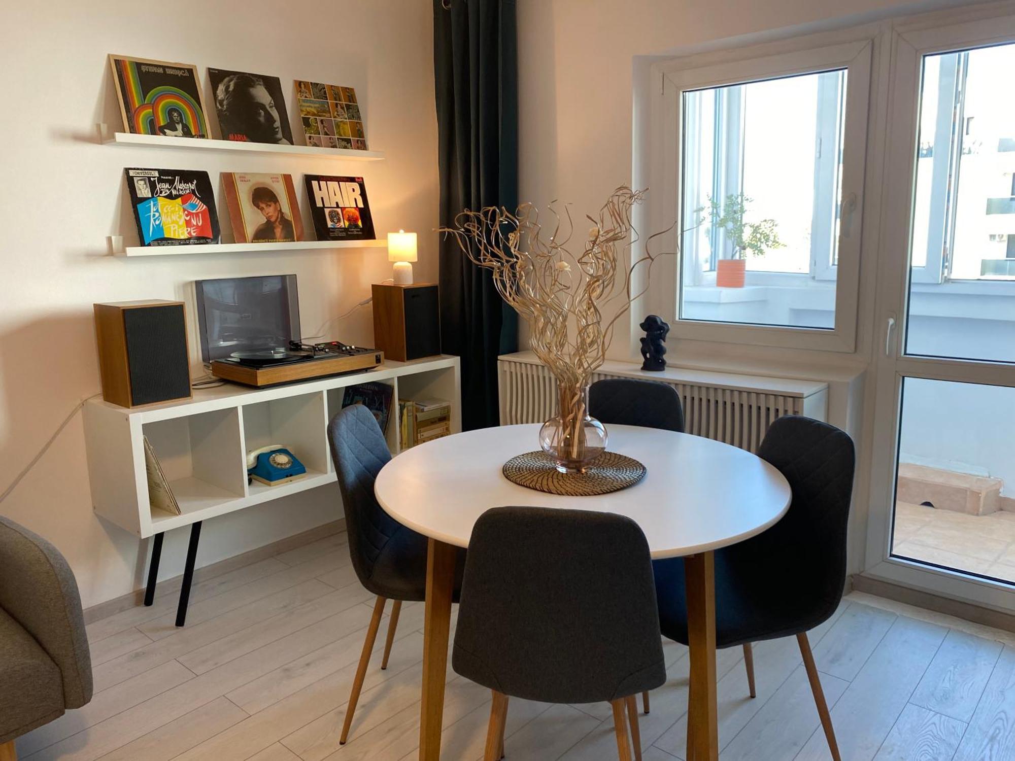 Evan Cozy Flat With Balcony & Parking, 13 September Букурещ Екстериор снимка